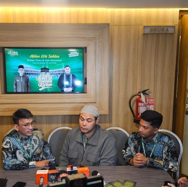 Ruben Onsu dan Ivan Gunawan Pilih Jaga Jarak Selama Umrah, Ini Alasannya