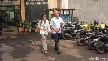 Berita Viral Selebriti dari InsertLive : Datangi Komnas Perempuan, Ini yang Diinginkan Sarwendah