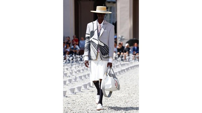 Show Koleksi Thom Browne di Milan Fashion Week