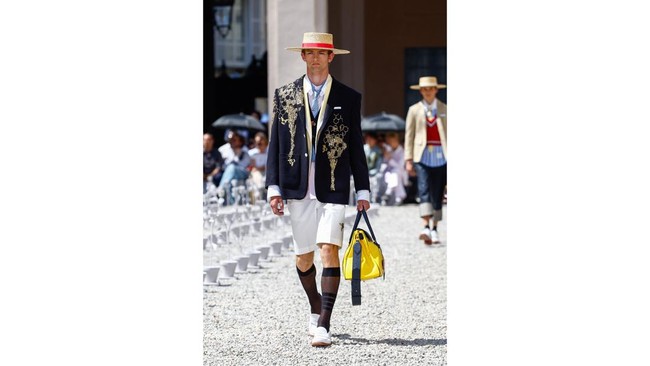 Show Koleksi Thom Browne di Milan Fashion Week