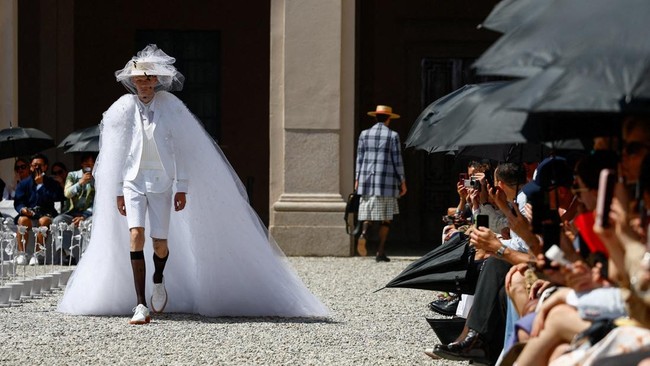 Show Koleksi Thom Browne di Milan Fashion Week