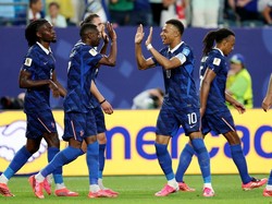 Soccer Football - FIFA World Cup 2026 - Group I - France v Iraq - Philadelphia Stadium, Philadelphia, Pennsylvania, U.S. - June 22, 2026 France's Ousmane Dembele celebrates scoring their third goal with Kylian Mbappe, Manu Kone and Adrien Rabiot REUT