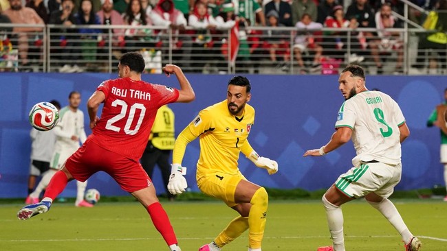 Soccer Football - FIFA World Cup 2026 - Group J - Jordan v Algeria - San Francisco Bay Area Stadium, Santa Clara, California, U.S. - June 22, 2026 Algeria's Amine Gouiri scores their second goal IMAGN IMAGES via Reuters/David Gonzales