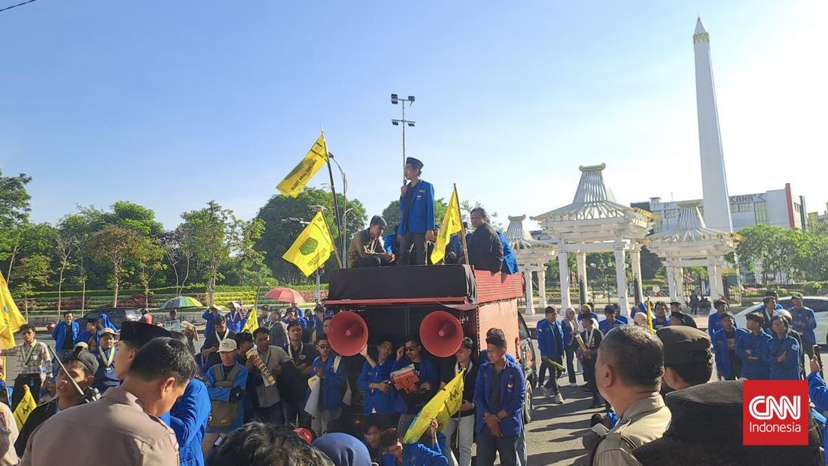 Demo Mahasiswa di Surabaya dan Makassar, Ini Tuntutan Massa