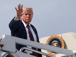Donald Trump Akan Berikan Trofi ke Juara Piala Dunia 2026