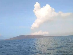Aktivitas Anak Krakatau Meningkat, Gempa Kecil Terjadi Puluhan Kali