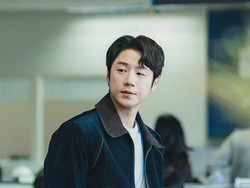 Penampilan Jung Jun Won Jadi Reporter Investigasi di Drakor 'A Bona Fide Killer'