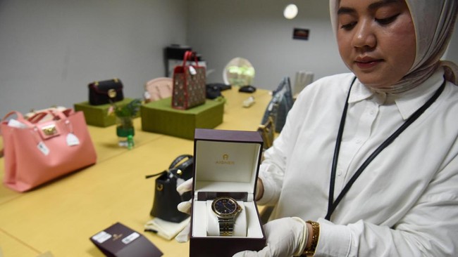 Deret Barang Sitaan Perkara Korupsi di Kemnaker dan Taspen
