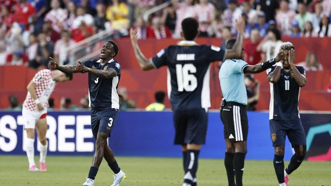 Soccer Football - FIFA World Cup 2026 - Group L - Panama v Croatia - Toronto Stadium, Toronto, Canada - June 23, 2026 Panama's Jose Cordoba and Yoel Barcenas react REUTERS/Benoit Tessier