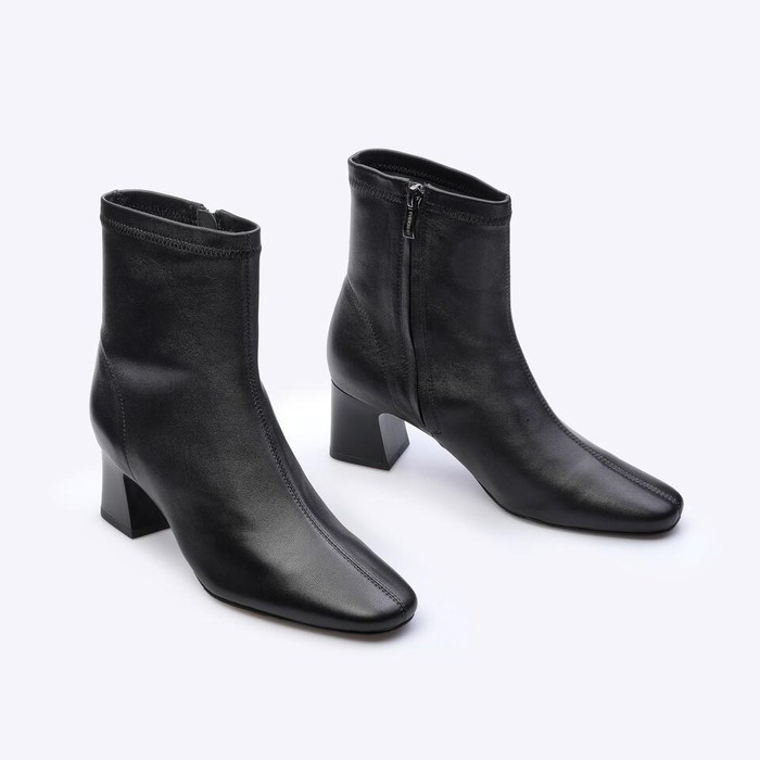 LAURENCE Ankle Boots Black
