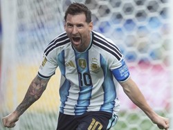 Terpopuler: Patung Raksasa Penghormatan untuk Messi di Argentina