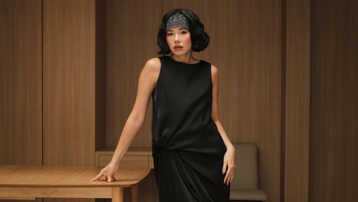 Get The Look: Inspirasi Tampil Elegan dengan Black Dress ala Olivia Lazuardy