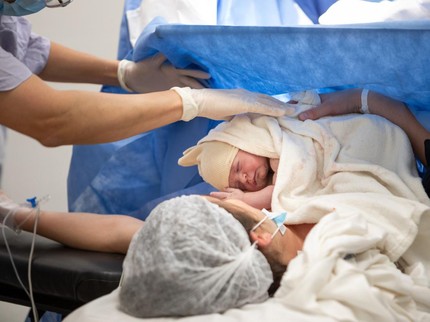 Fenomena Operasi Caesar di Korsel: Saat Ibu Tak Mau Ambil Risiko & Dokter Terbebani