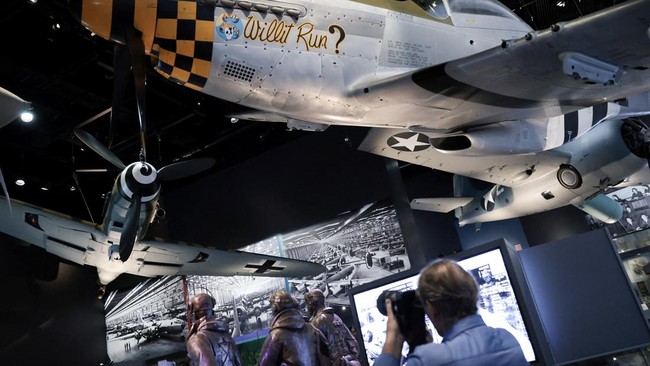 Galeri-galeri baru ini akan menawarkan lebih banyak interaktif dan teknologi modern, seperti pameran “TEXTRON How Things Fly” yang didesain ulang