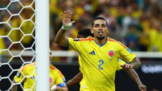 Soccer Football - FIFA World Cup 2026 - Group K - Colombia v DR Congo - Estadio Guadalajara, Guadalajara, Mexico - June 23, 2026 Colombia's Daniel Munoz celebrates scoring their first goal REUTERS/Daniel Becerril