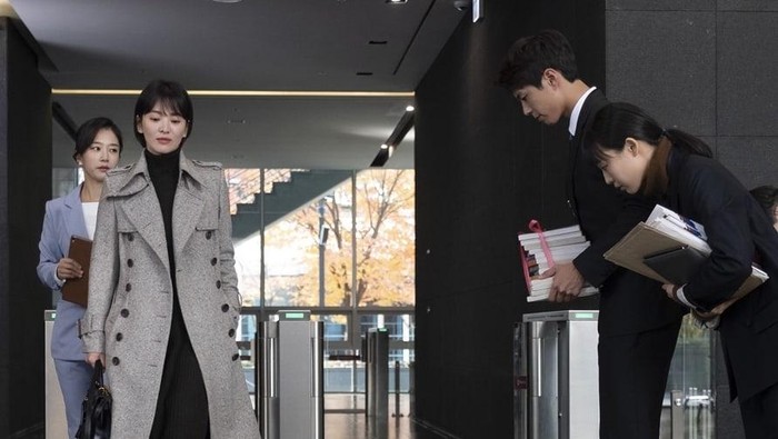 6 Aktris Korea yang Jadi CEO di Drama, Pancarkan Pesona 'Mahal'