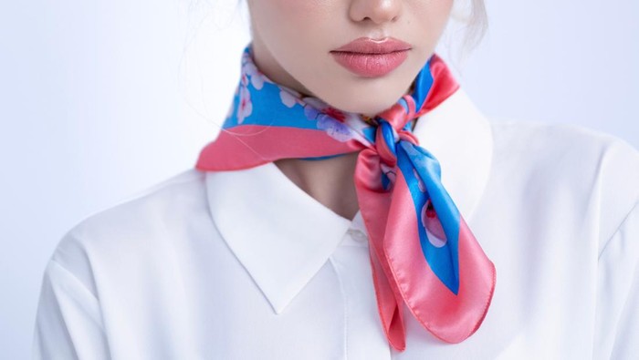 Square scarf
