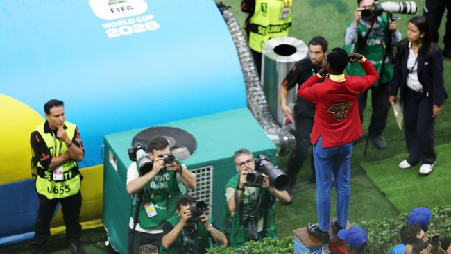 'Patung Hidup' Lumumba Vea Hadir di Piala Dunia 2026