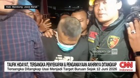 Petugas Ditreskrimum Polda Jawa Barat akhirnya menangkap Taufik Hidayat, tersangka kasus penyekapan dan penganiayaan berat terhadap kekasihnya sendiri di kawasan Ciparay, Kabupaten Bandung, Selasa malam.
Penangkapan ini mengakhiri pengejaran intensi