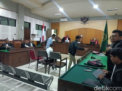 Tiga Anggota DPRD NTB Kompak Berkelit soal Duit Siluman