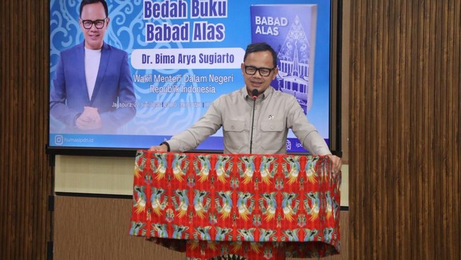 Wamendagri Bima Arya Sugiyarto