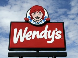 3 Fakta Wendys yang Jarang Orang Tahu, Ada Tulisan Tersembunyi di Logo!