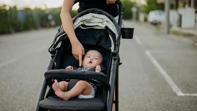 5 Tips Memilih Stroller Bayi Yang Aman Untuk Menemani Aktivitas Si Kecil