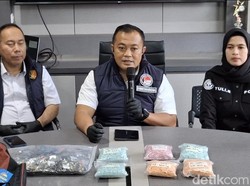 Polda Sumsel Gagalkan 6.000 Pil Ekstasi-150 Etomidate dari Sumut ke Jawa