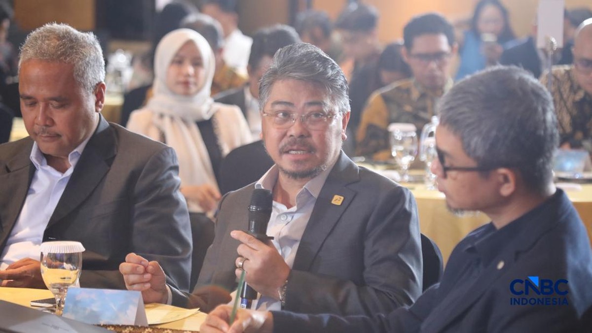 Tak Cuma Minyak, Pertamina Punya Sederet Proyek Energi Hijau