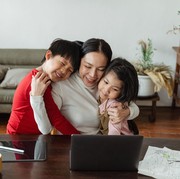 3 Kebiasaan Orang Tua untuk Membuat Anak Bermental Tangguh