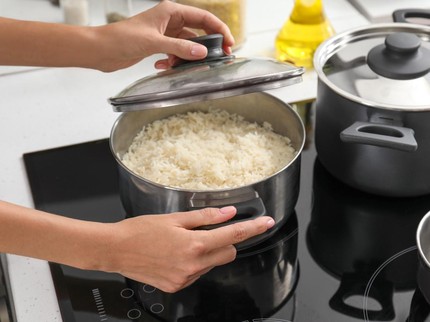 Cara Memasak Nasi di Panci agar Tetap Pulen saat Mati Listrik
