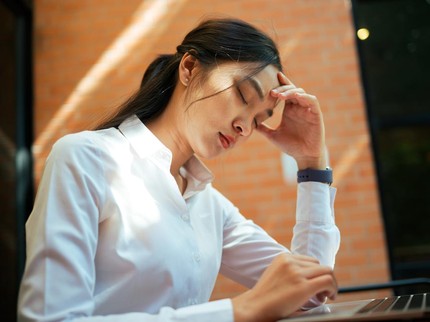 Cara Mengenali Orang IQ Tinggi dari Hal-hal yang Kerap Dipikirkan Berlebihan