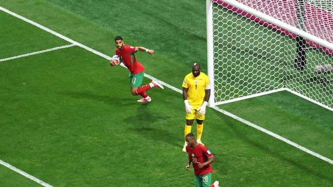 Soccer Football - FIFA World Cup 2026 - Group C - Morocco v Haiti - Atlanta Stadium, Atlanta, Georgia, U.S. - June 24, 2026 Morocco's Ismael Saibari celebrates scoring their second goal as Haiti's Johny Placide looks dejected REUTERS/Siphiwe Sibeko