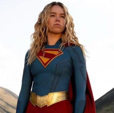 'Supergirl' Gagal Bersinar di Bioskop, Pendapatan Perdana Jauh dari Harapan DC