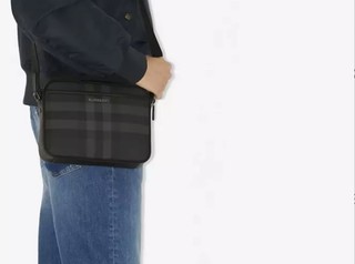 Burberry Muswell Messenger Bag Charcoal, Tas Luxury Pria Simpel untuk Pemakaian Harian