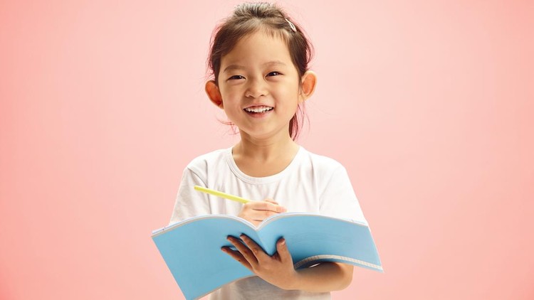 7 Rekomendasi Sampul Buku Lengkap dari Aesthetic&comma; Plastik Bening&comma; Cokelat&comma; dan Warna