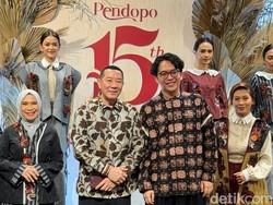Olah Kain Sisa, Adrie Basuki Pakai Wastra Hingga Titik Darah Penghabisan