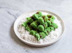 Pakar IPB Ingatkan Pipa PVC untuk Kue Putu Bisa Lepaskan Senyawa Karsinogenik