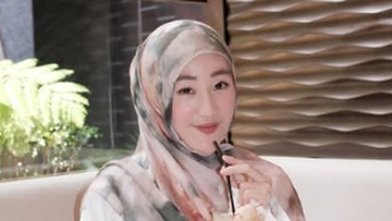 Gosip Terkini Selebriti Insertlive : Larissa Chou Cerai Lagi, Tetangga Beri Dukungan: Aku Cuma Bisa Doain