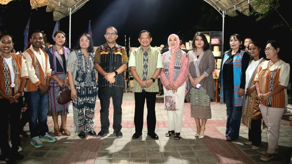 Mendagri: Parade Tenun Belu Jaga Warisan Budaya dan Gerakan Ekonomi