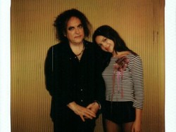 Lirik Lagu what's wrong with me - Olivia Rodrigo feat. Robert Smith