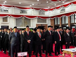 57 Pejabat Pemkot Surabaya Dimutasi!