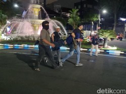 Polisi Amankan Sejumlah Pendemo Bikin Ricuh di Gedung Negara Grahadi