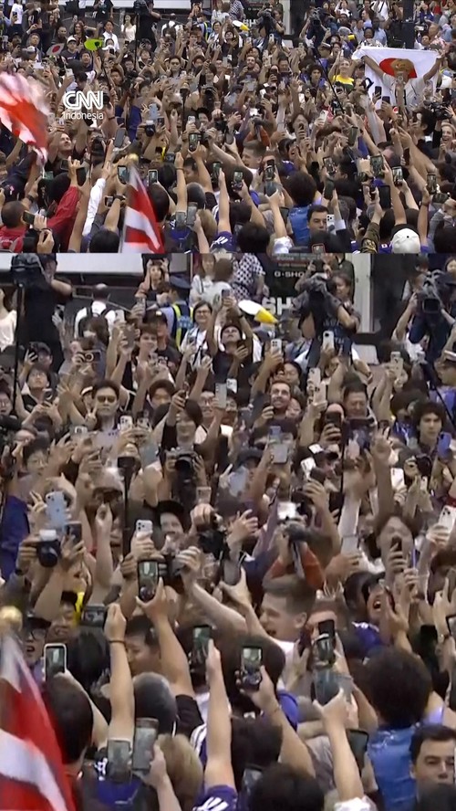 Ratusan Supporter Padati Shibuya, Usai Jepang Imbang Lawan Swedia.