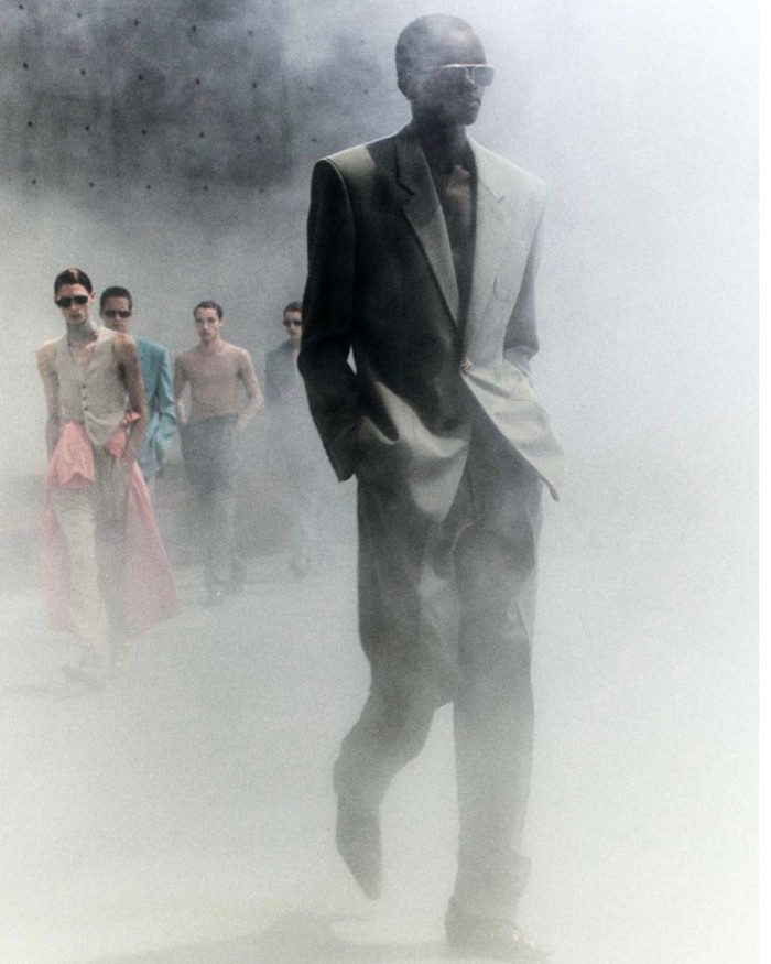Peragaan busana Saint Laurent Menswear Spring/Summer 2027