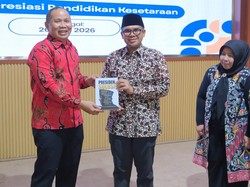 Kemendikdasmen Puji Bupati Faiz Dongkrak IPM Batang Lewat Paket C-Daker