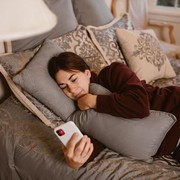 Apakah Rebahan Seharian Termasuk Self Care yang Ideal? Ini Penjelasannya