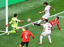 Soccer Football - FIFA World Cup 2026 - Group G - Egypt v Iran - Seattle Stadium, Seattle, Washington, U.S. - June 26, 2026 Iran's Ramin Rezaeian scores their first goal past Egypt's Mostafa Shoubir REUTERS/Lisi Niesner     TPX IMAGES OF THE DAY