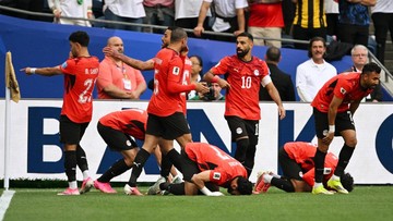 Berita Olahraga Terkini CNN Sport : FOTO: Drama Gol Dianulir, Mesir vs Iran Berakhir Imbang