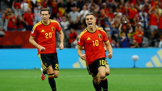 Soccer Football - FIFA World Cup 2026 - Group G - New Zealand v Belgium - BC Place, Vancouver, Canada - June 26, 2026 Belgium's Leandro Trossard celebrates scoring their first goal REUTERS/Albert Gea